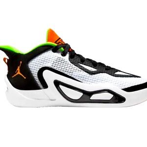 Jordan Kids Grade School Tatum 1 Basketball Shoes / Size 5.5